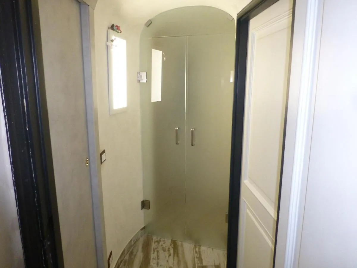 Salotto Sul Mare Bed & Breakfast Genoa 0*,